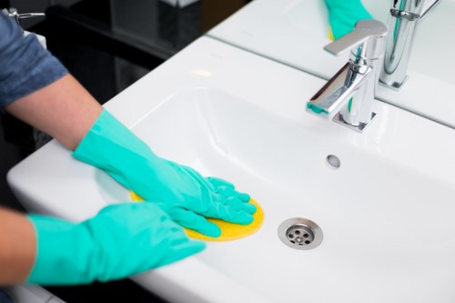 Post renovation cleaning of windows and fixtures in a SE23 residential flat